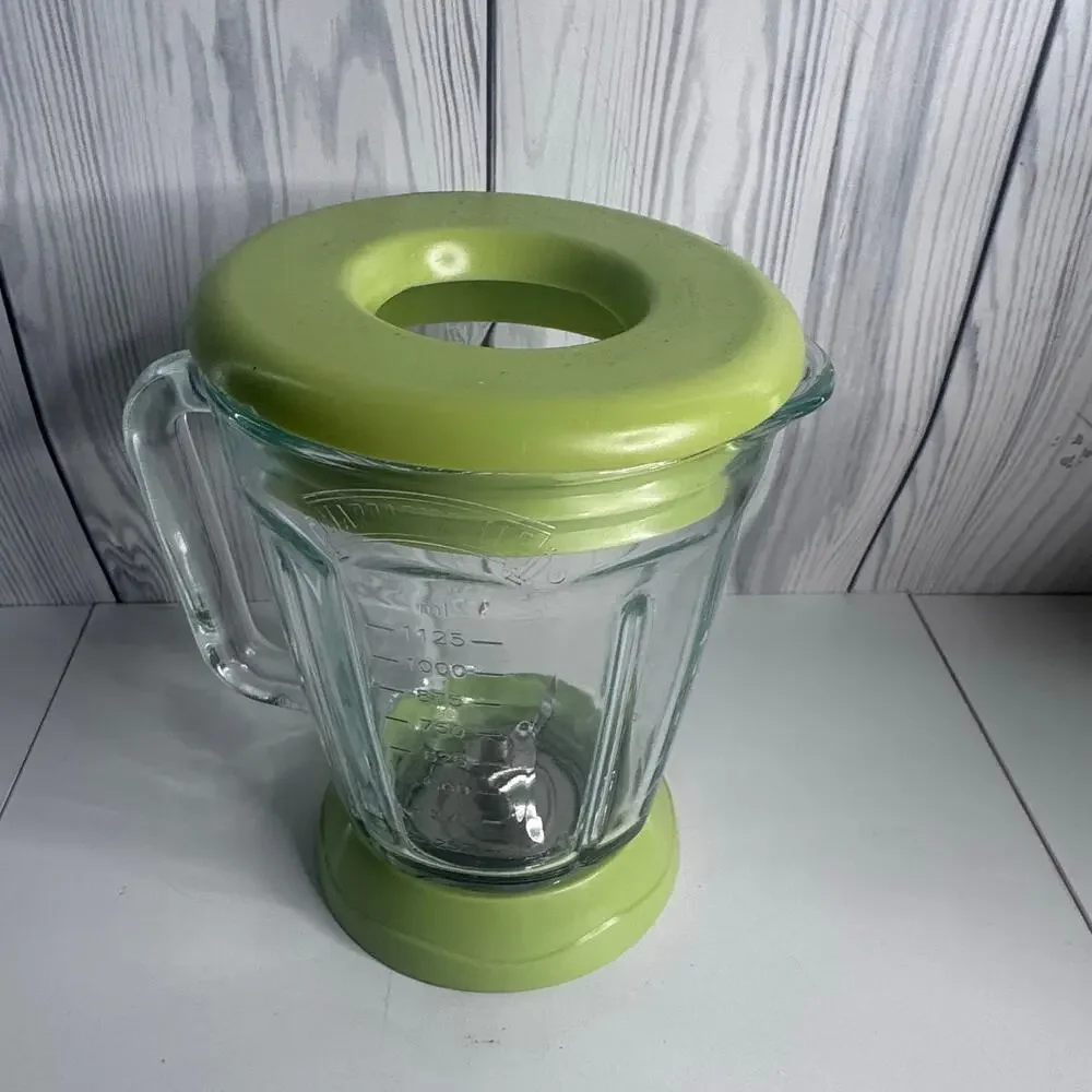 Margaritaville Frozen Concoction Maker 36 oz Glass Pitcher & Lid